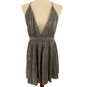 Luxxel REVOLVE Silver Sparkle Plunge Front Mini Dress Size Medium HOCO F…